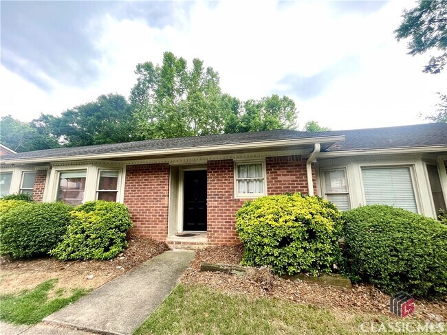 Building Photo - 595 Macon Hwy Unit 11 Rental