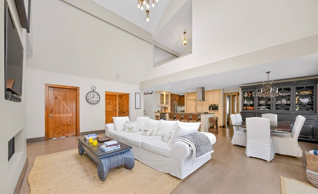 Photo - 1366 Scuttle Hole Rd