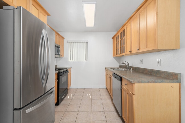 Photo - 2850 Reynard Way 21 Unit 21