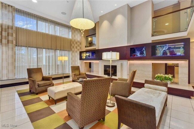 Building Photo - 12900 Lake Ave Unit 828