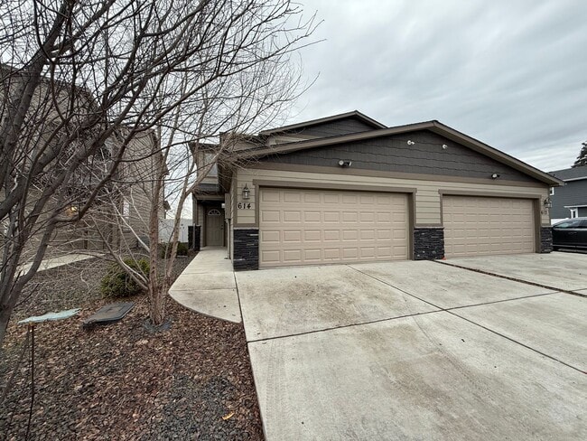 Building Photo - 612 S Chronicle Rd Unit 614