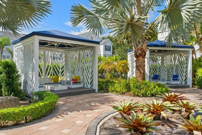 Photo - Grandeville at RiverPlace