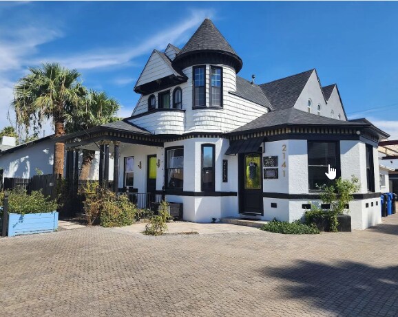 Photo - 2141 W Madison St