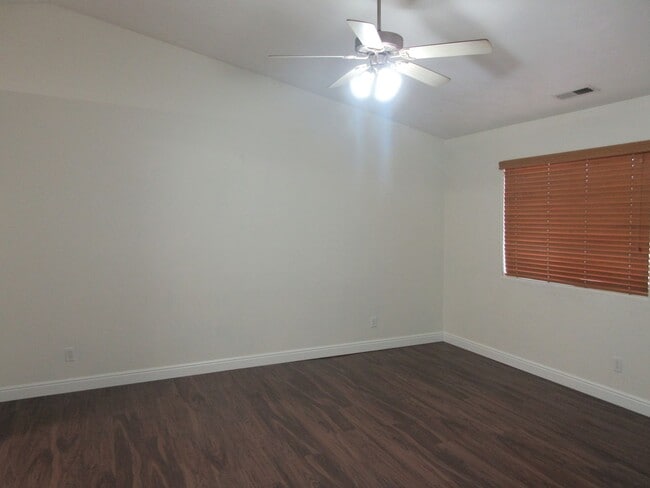 Photo - Move-In Bonus!!! 3 bedroom - 2 bath - located in Enoch