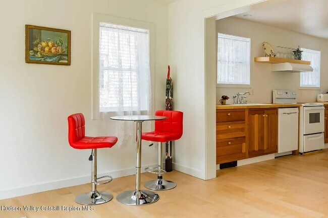 Photo - 91 Kaaterskill Ave