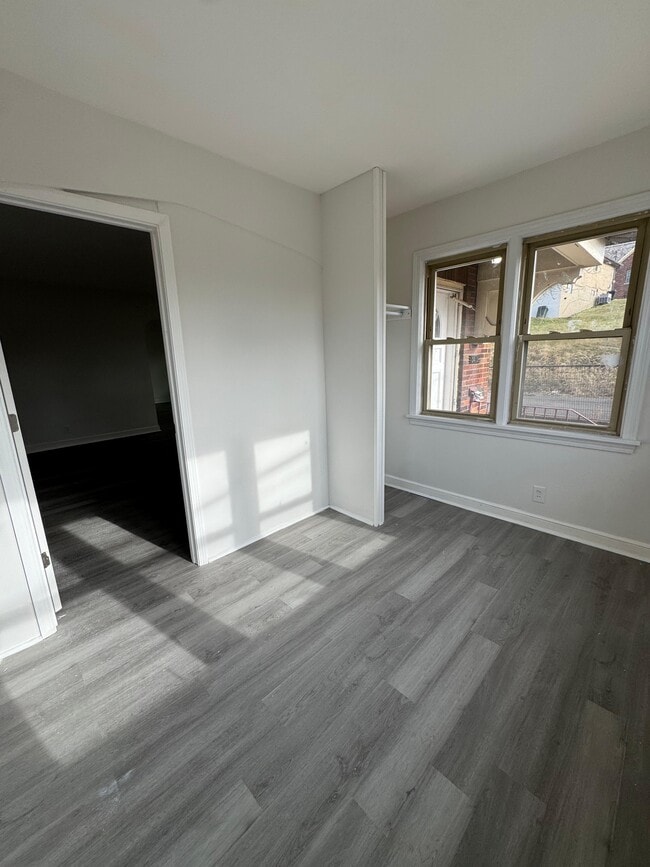 Photo - 3419 Grover St Unidad 1