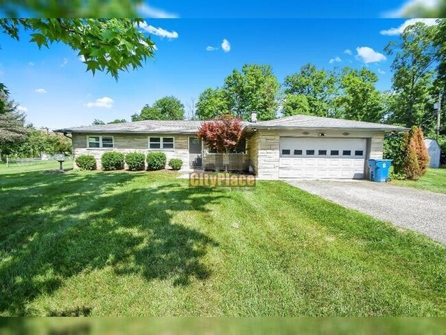 7504 Honnen Dr N
