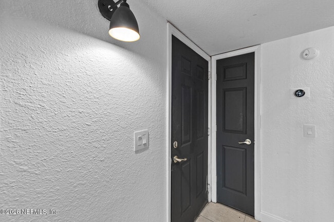 Photo - 864 Shoreline Cir