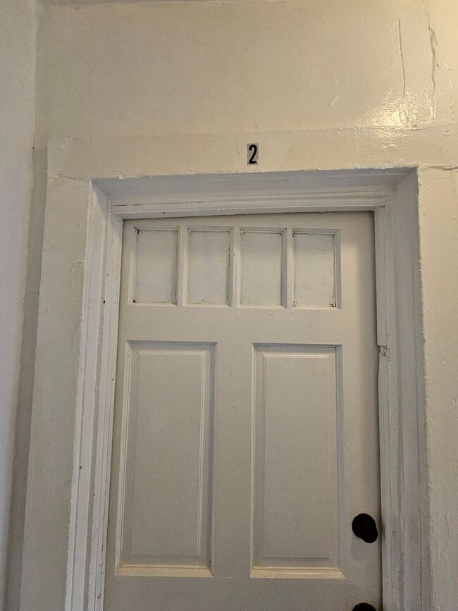 Photo - One Bedroom Apartment in Craddock Unit Apt 2