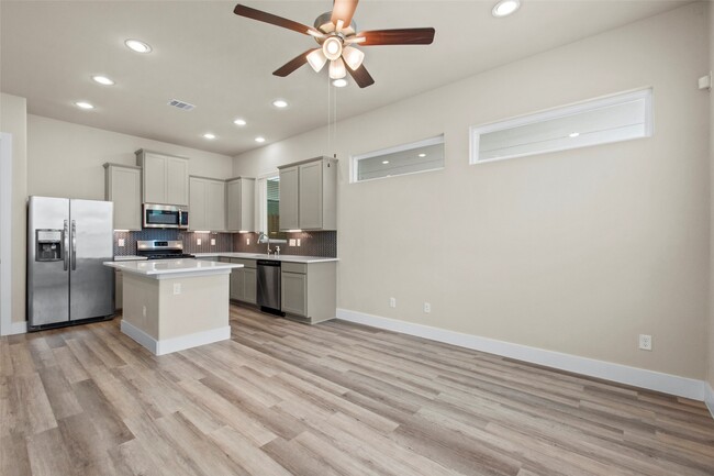 Photo - 9012 Lonestar Creekbend Ln