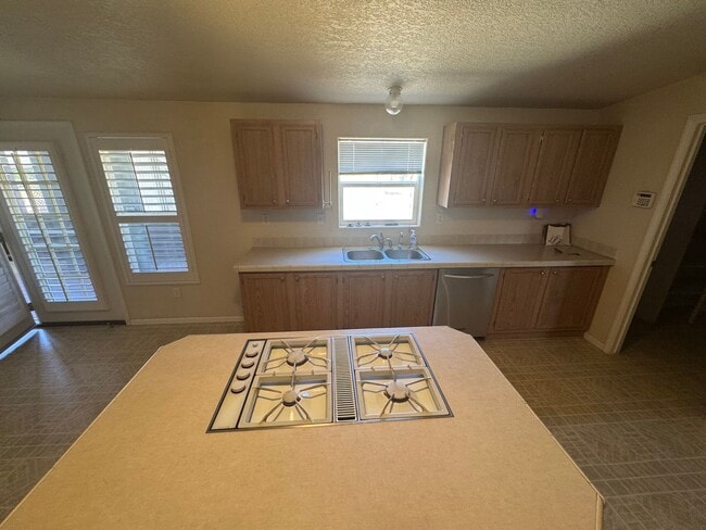 Photo - 4 Bed / 2 Bath Country Home – Solar + Move-In Ready