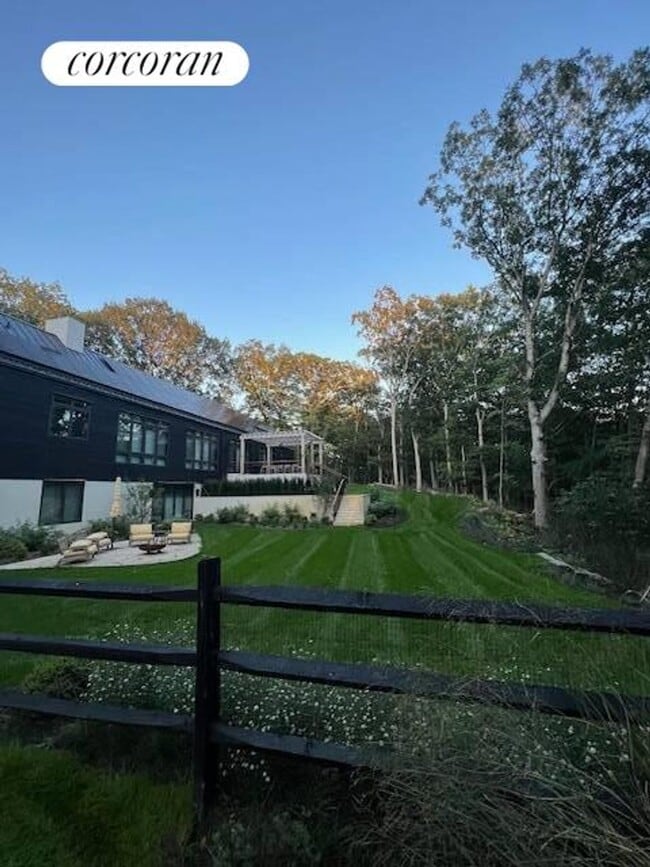 Photo - 9 Willow Pond Rd