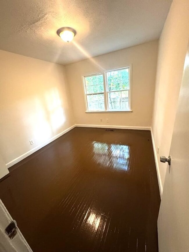 Photo - 77 Lafayette Dr