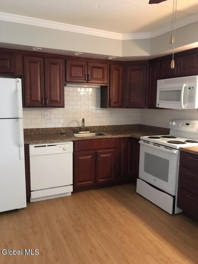 Photo - 82 Crescent St Unit 11H