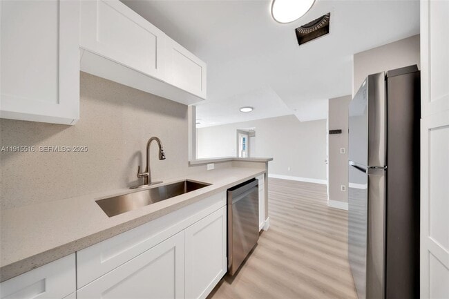 Photo - 185 SE 14th Terrace Unidad 2008