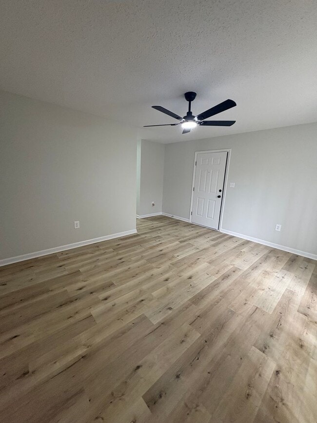 Photo - Modern Comfort Meets Peaceful Living – Onl...