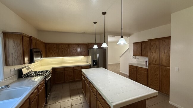 Photo - 142 W Reese Ave