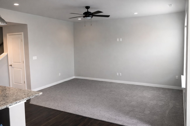 Photo - Spacious 3BR / 2.5BA Townhome with Private Rooftop Retreat