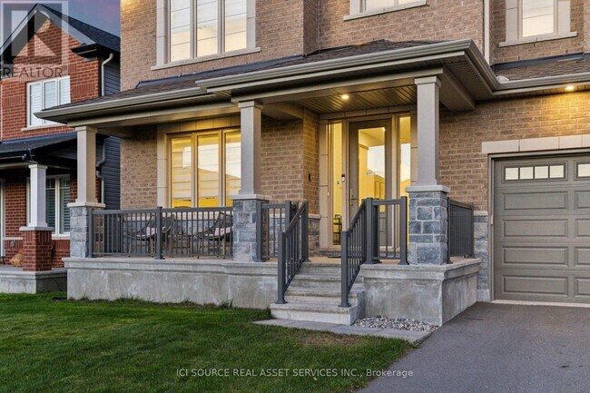 Photo - 733 Coast Cir