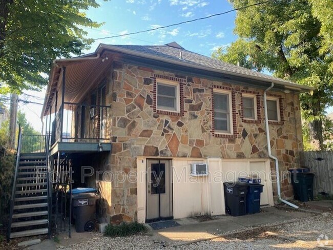 Building Photo - 3333 W 5th St Unit A Rental