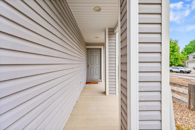 Photo - $2,395 - 3 Bed, 2 Bath End Unit Townhome w...