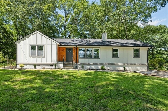 Building Photo - 1635 Pontiac Pl SE Rental