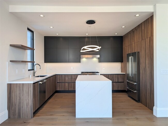 Photo - 2707 23rd St Unidad 3