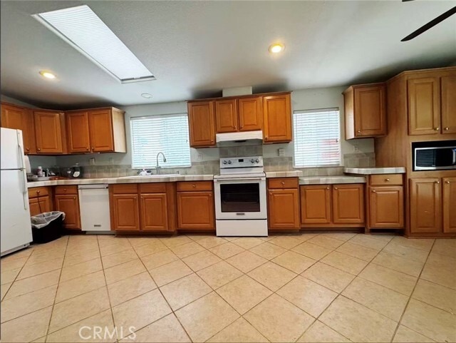 Photo - 1053 Deercrest Dr