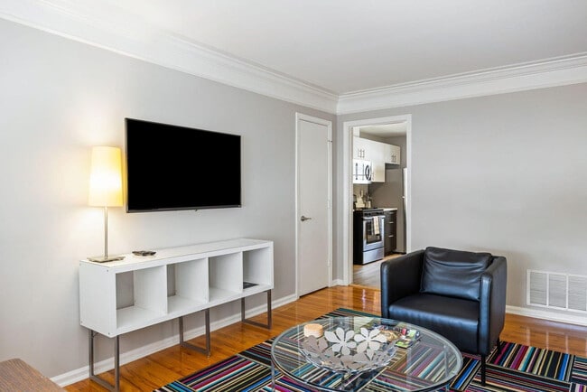 Photo - 23 Standish Ave NW Unidad ID1226656P