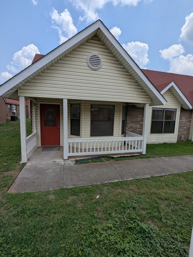 Photo - 6310 Windsor Castle