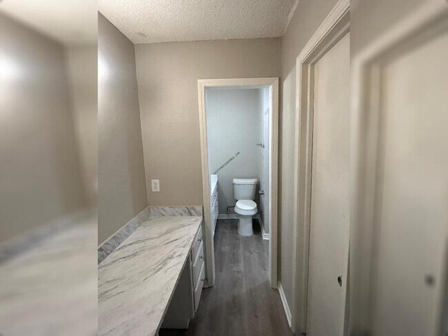 Photo - 4911 Barbados Ave