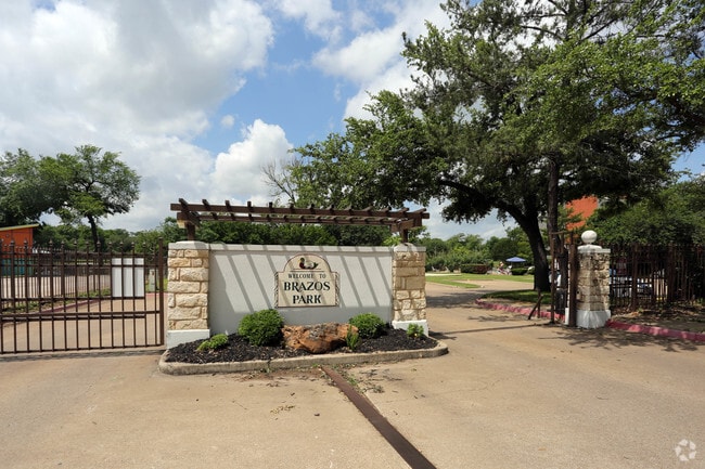 Brazos Park Apartments