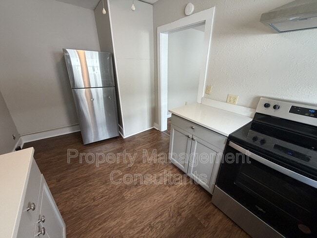 Photo - 1034 N Royal Ave