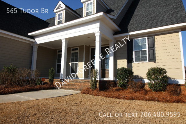 Photo - 565 Tudor Branch