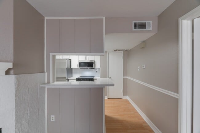4635 Wild Indigo St Unit 505