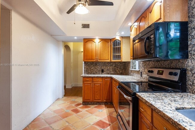 Photo - 1109 Ferdinand St