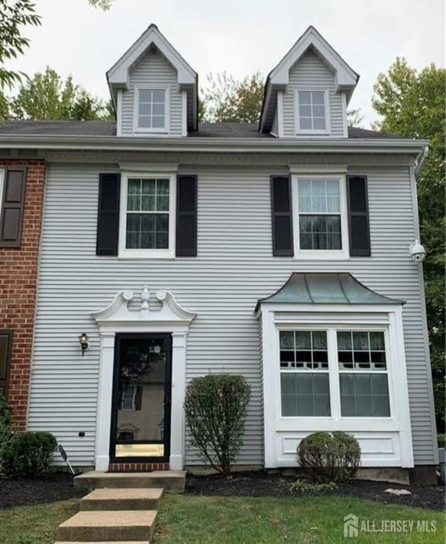 Photo - 24 Albury Way