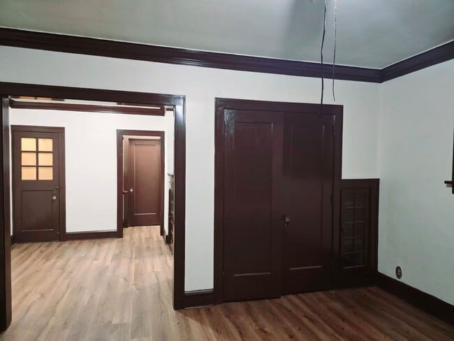 Photo - 831 College Ave