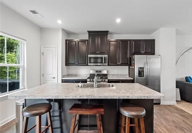 Photo - 4042 Grove Point Dr