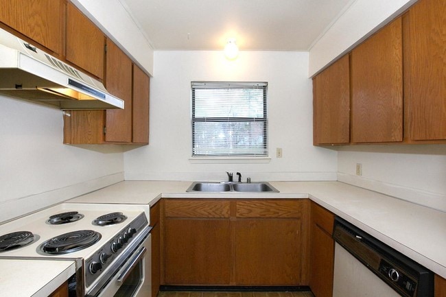 Kitchen - Rider Ridge