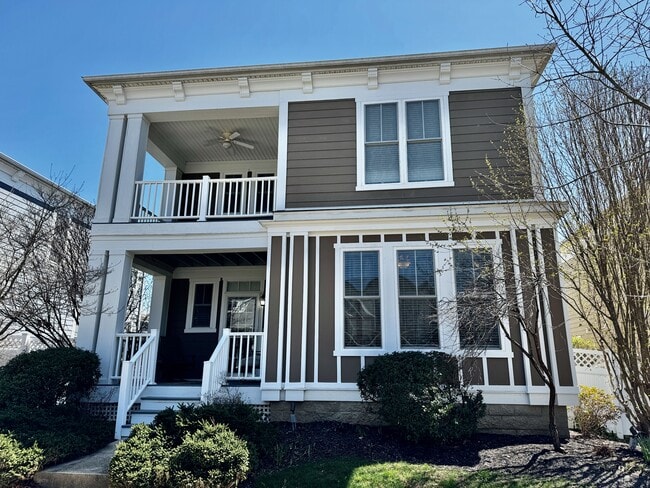 Photo - 1607 S Renwick Blvd House