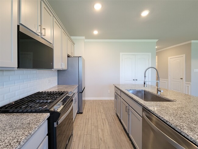 Photo - 31402 Conover Dr