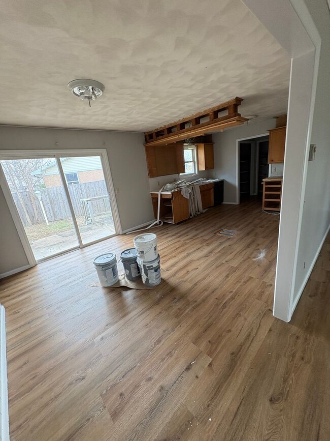 Photo - 1303 E Division St