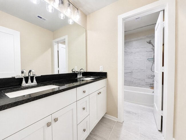 Photo - 21018 Camberwell Beauty Ln