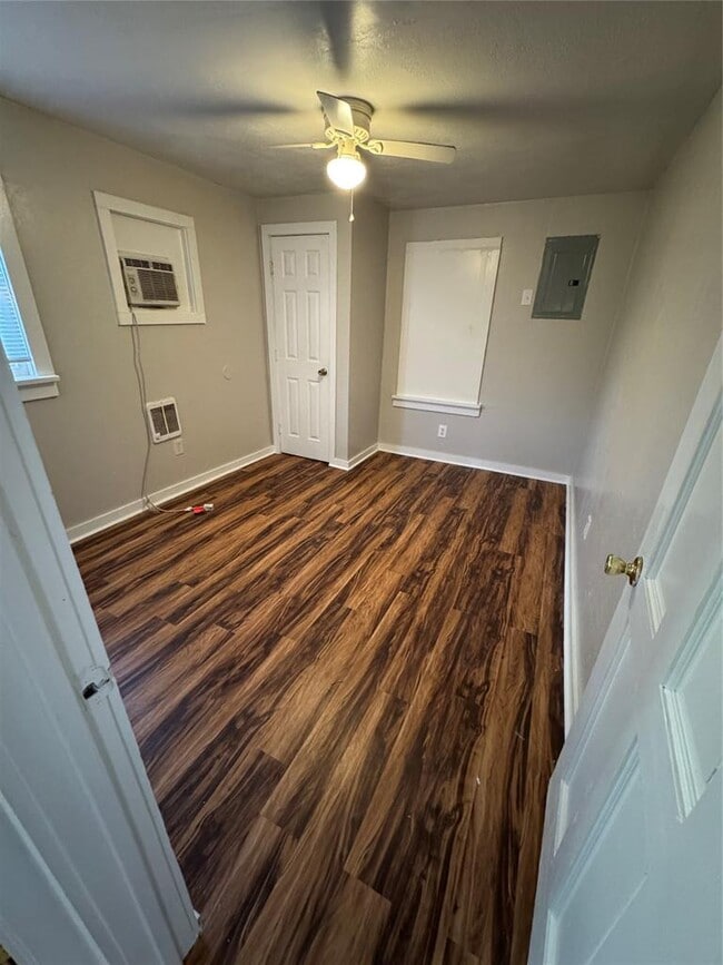 Photo - 4107 N Hammond Ave