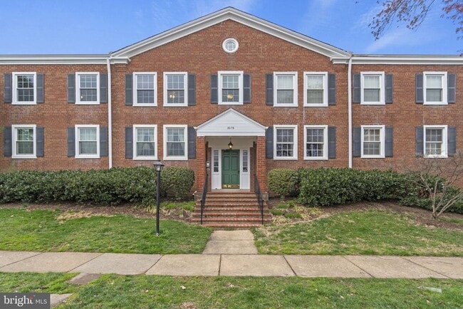 Photo - 3076 S Woodrow St Apartamento Unidad B1