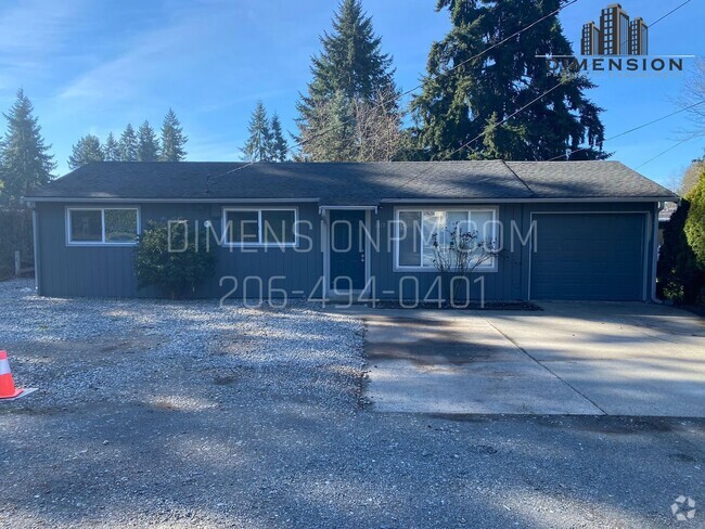 Building Photo - Charming 3-bedroom, 1-bathroom house in Fe...