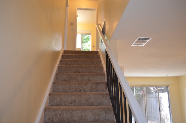 Photo - 759 Valley Green Dr