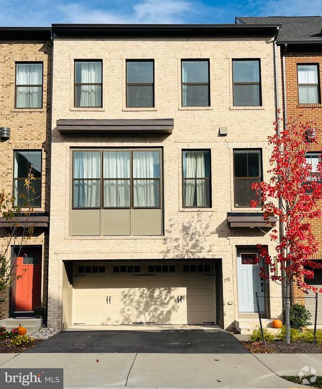 Building Photo - 6275 Edsall Rd Rental