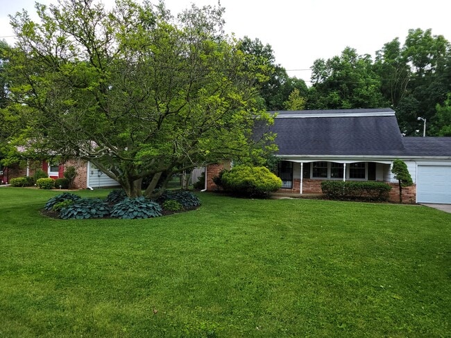 Building Photo - 3915 S Orchard Ct